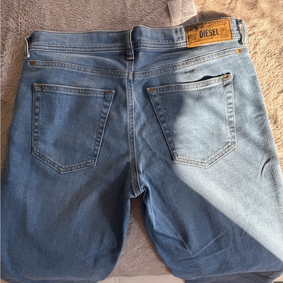 DIESEL R-LLOWLEEH SLIM BOOTCUT LOW WAIST JEANS - Picture 5 of 7